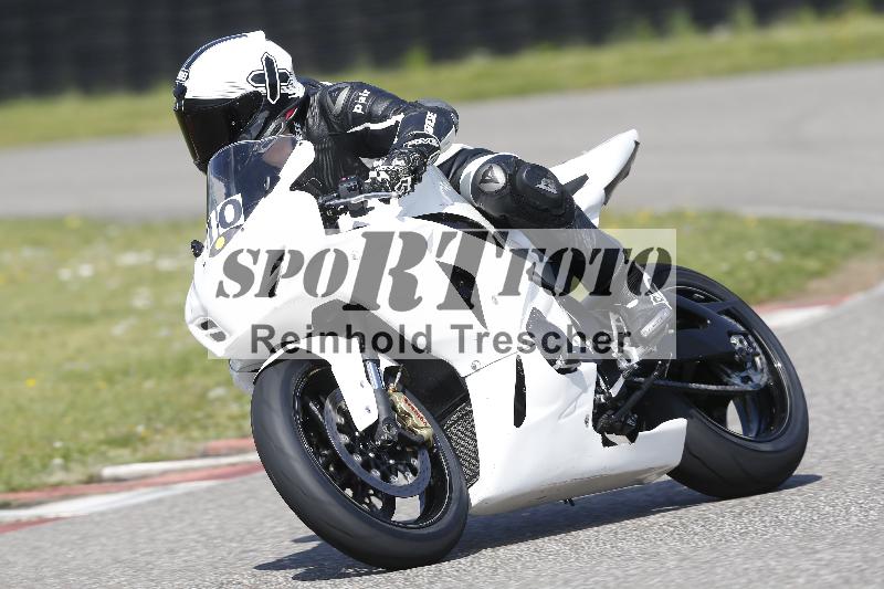 Archiv-2025/09 22.04.2025 Cornu Master School ADR/rot-rouge/10